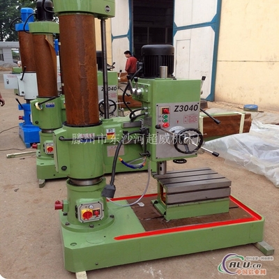 較新?lián)u臂鉆床價(jià)格